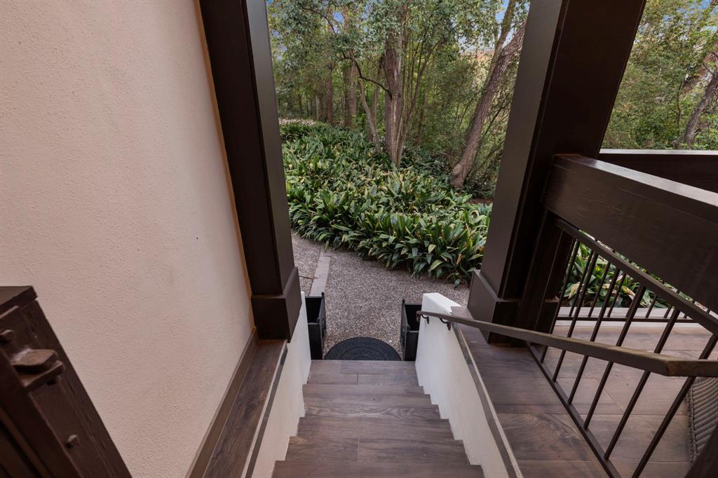 45 Briar Hollow Lane #6, Houston, Texas image 32