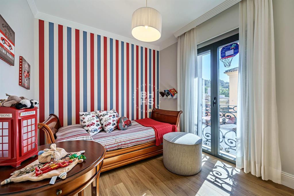 29016, Spain, 8 Bedrooms Bedrooms, ,8 BathroomsBathrooms,Residential,Active,181429