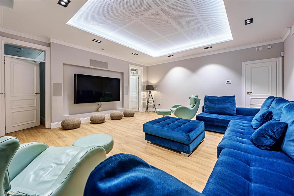 29016, Spain, 8 Bedrooms Bedrooms, ,8 BathroomsBathrooms,Residential,Active,181429