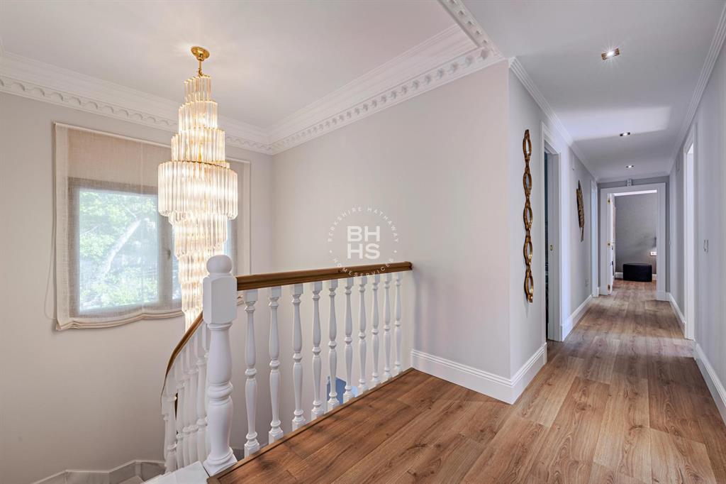 29016, Spain, 8 Bedrooms Bedrooms, ,8 BathroomsBathrooms,Residential,Active,181429