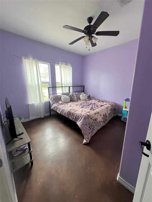406 San Jacinto Street, Smithville, Texas image 14