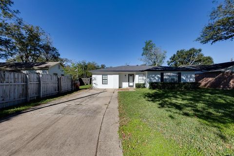 A home in East Bernard