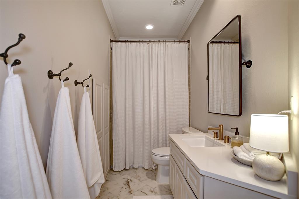 28331 Hollow Springs Lane, Spring, Texas image 33