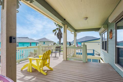 A home in Crystal Beach