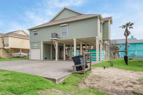 A home in Crystal Beach