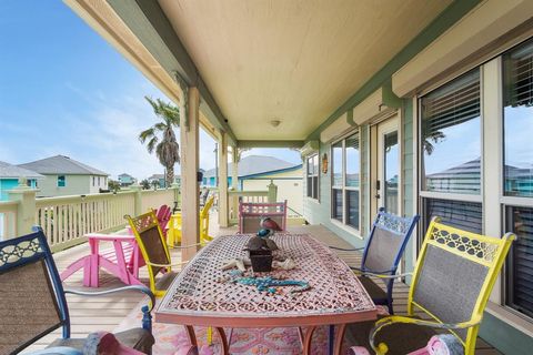 A home in Crystal Beach