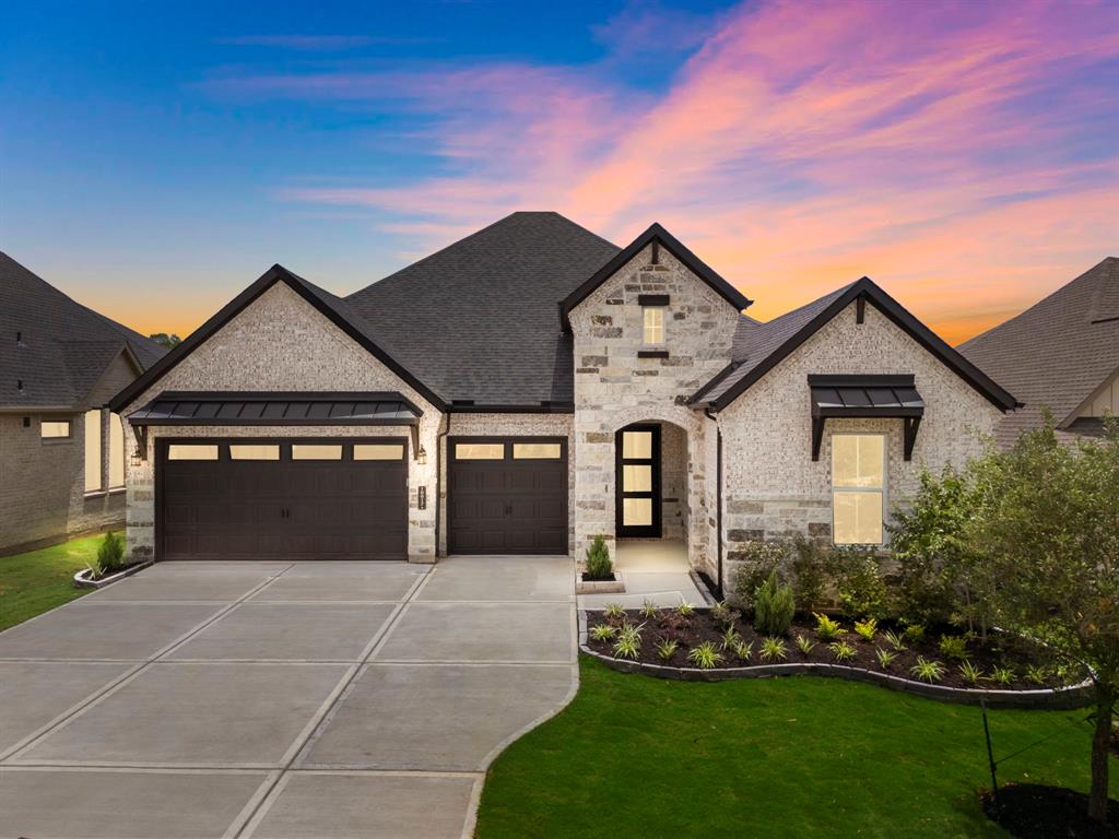 10017 Larkin Cove