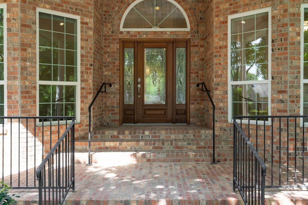 110 Canterbury Green Drive