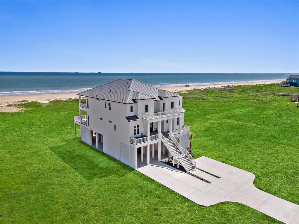 5034 Blue Water Highway