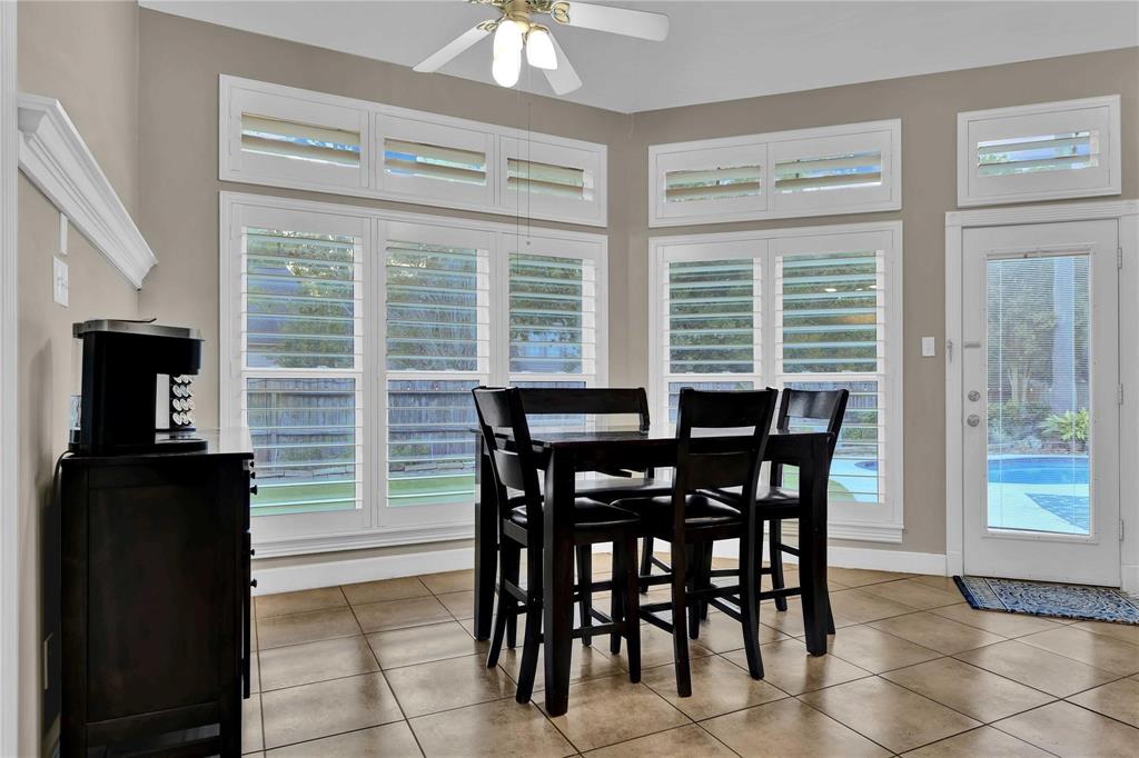 2103 Seven Maples Drive, Kingwood, Texas image 19