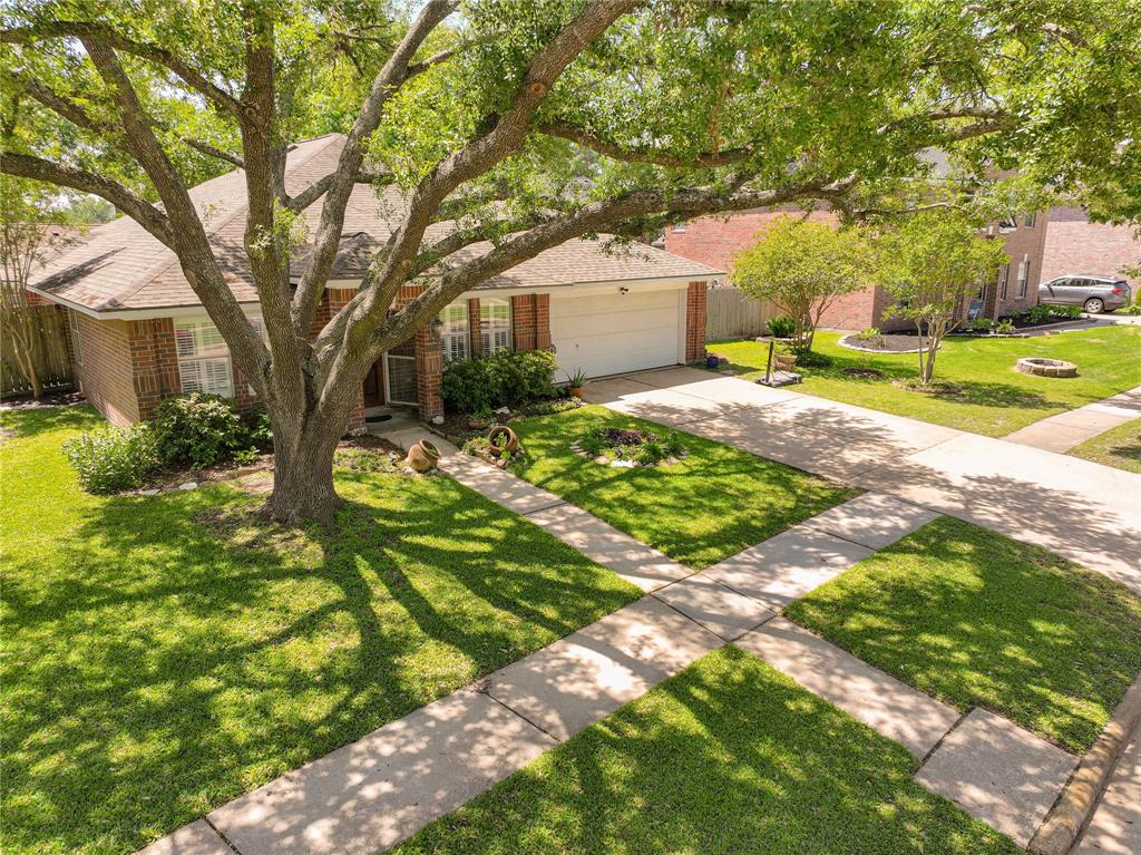 19731 Dusty Creek Drive, Katy, Texas image 2