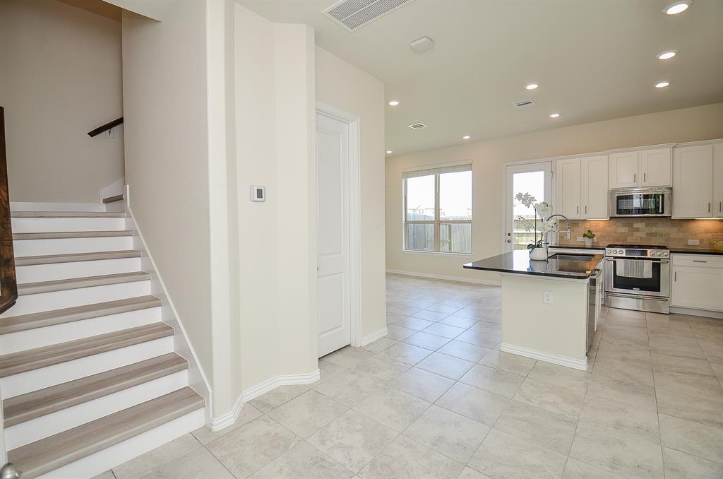 Photo 7 of 35 of 1622 Ryon Falls Drive townhome