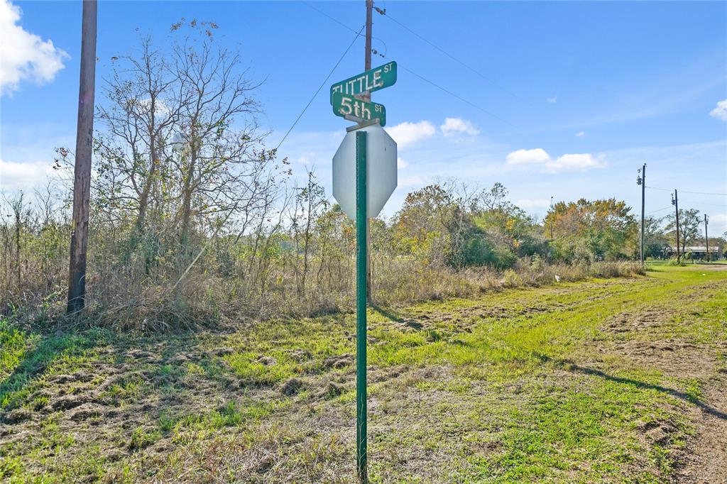 2642 Tuttle Street, Columbus, Texas image 4