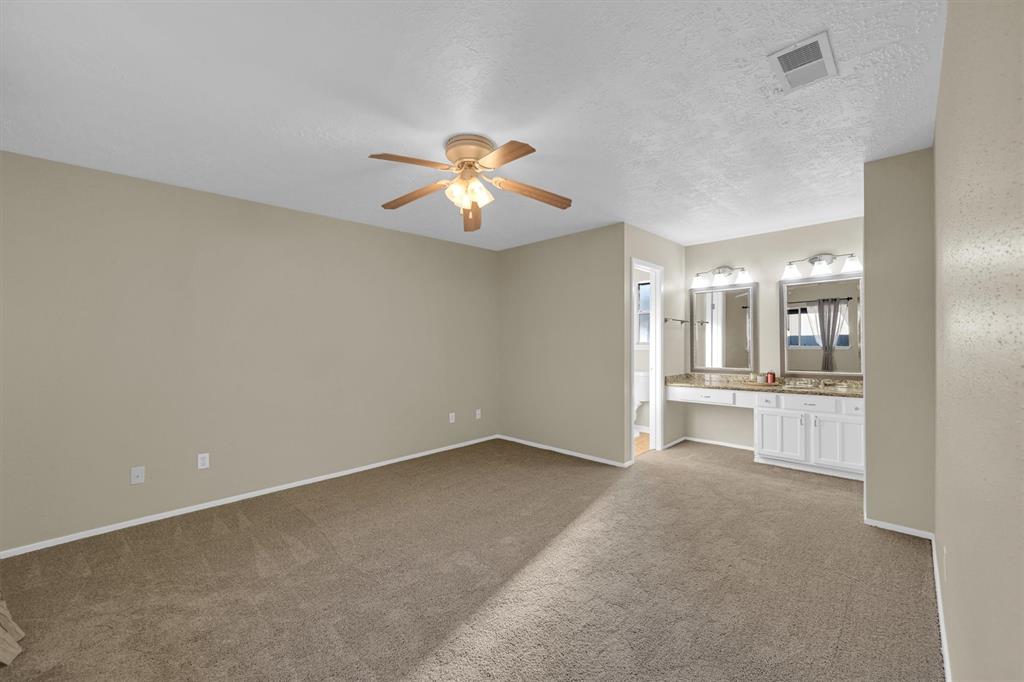 4803 Bridgemont Lane, Spring, Texas image 15