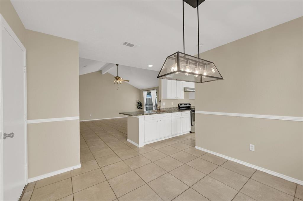 4803 Bridgemont Lane, Spring, Texas image 11