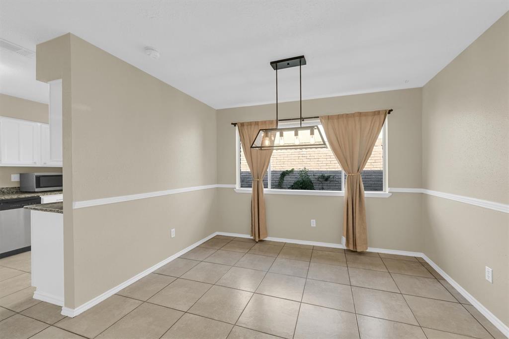 4803 Bridgemont Lane, Spring, Texas image 10