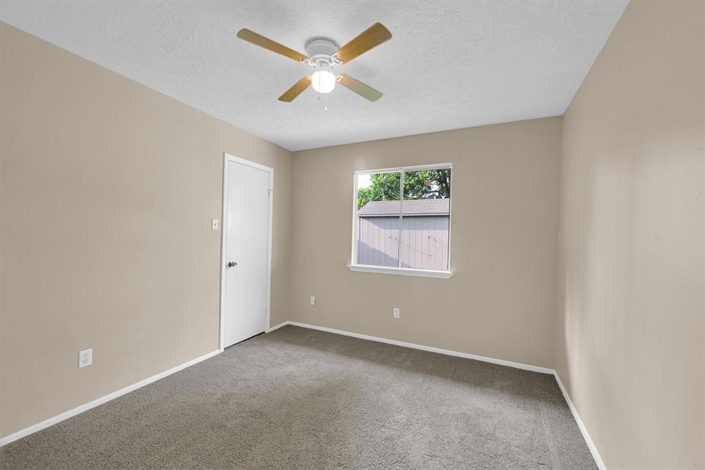 4803 Bridgemont Lane, Spring, Texas image 21