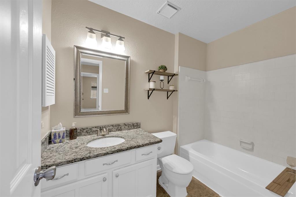 4803 Bridgemont Lane, Spring, Texas image 20