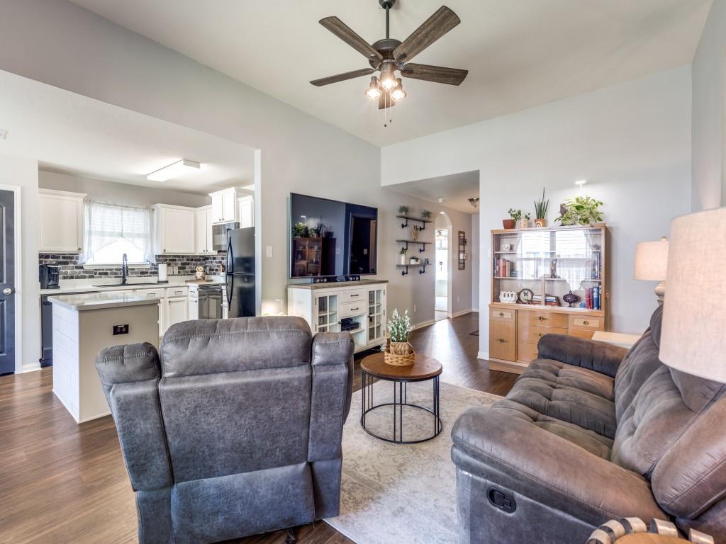 5028 Sycamore Lane, Brookshire, Texas image 7