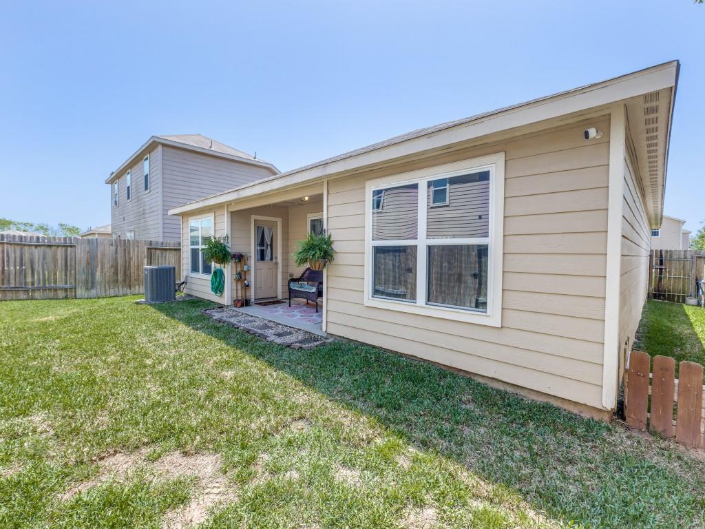 5028 Sycamore Lane, Brookshire, Texas image 23