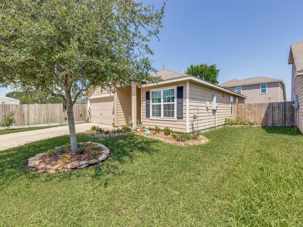 5028 Sycamore Lane, Brookshire, Texas image 2