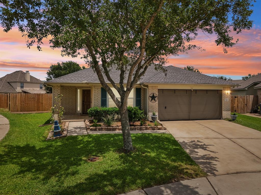 3211 Waterglen Court