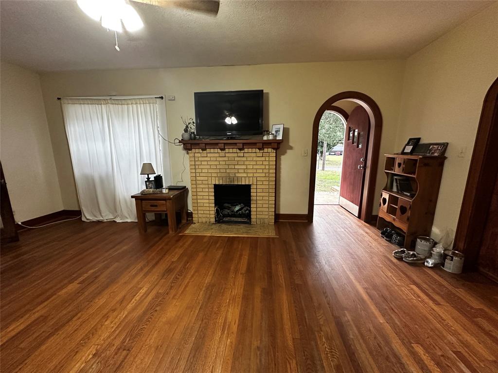 926 S Cass Street, Centerville, Texas image 3