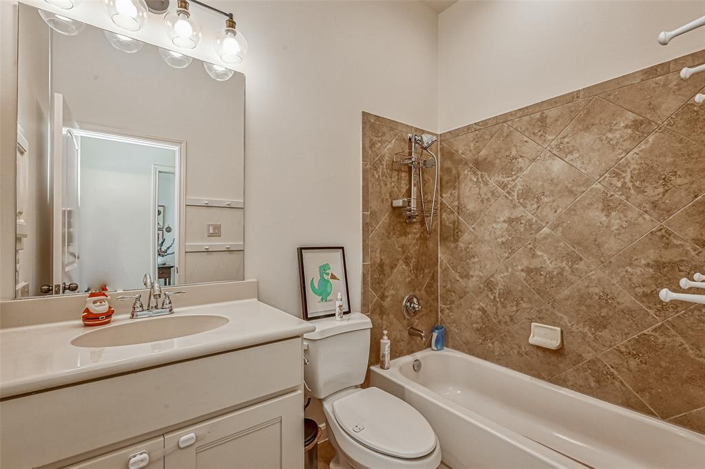 5918 Emmit Creek Lane, Sugar Land, Texas image 29