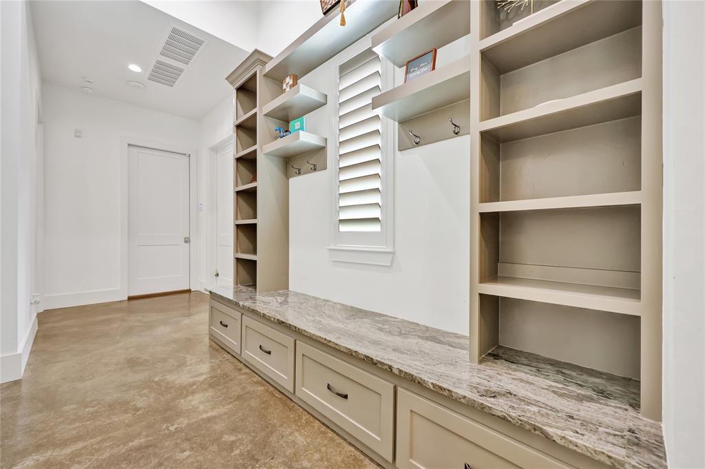 27311 Shady Hills Landing Lane