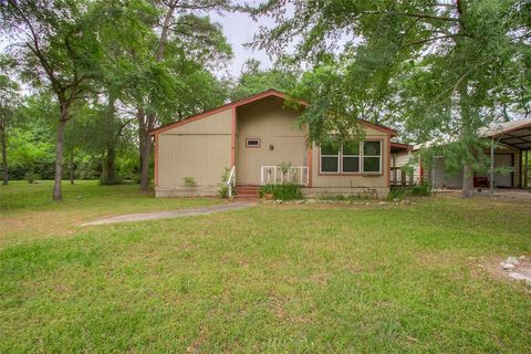 Photo of 81 Westlake Road, Trinity, TX 75862 (MLS # 72712471)