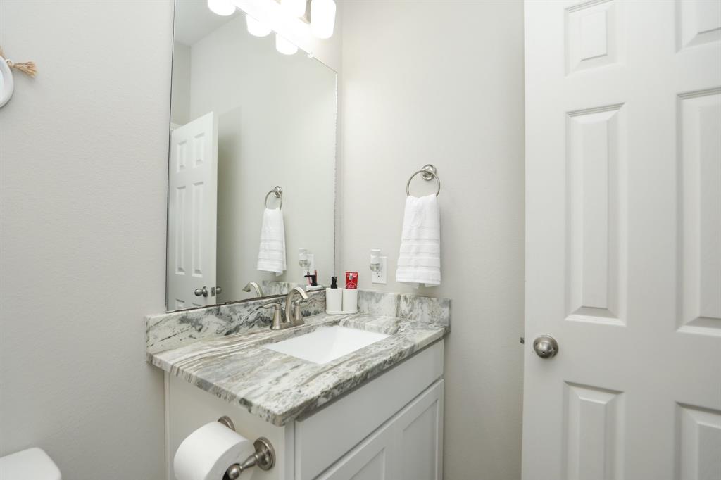 2401 Sequoia Grove Drive, Rosharon, Texas image 33