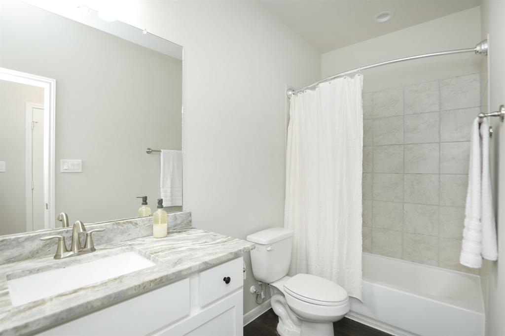 2401 Sequoia Grove Drive, Rosharon, Texas image 31