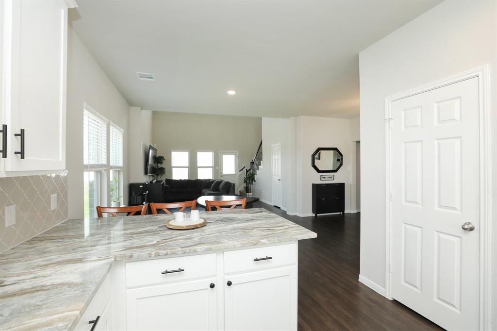 2401 Sequoia Grove Drive, Rosharon, Texas image 16