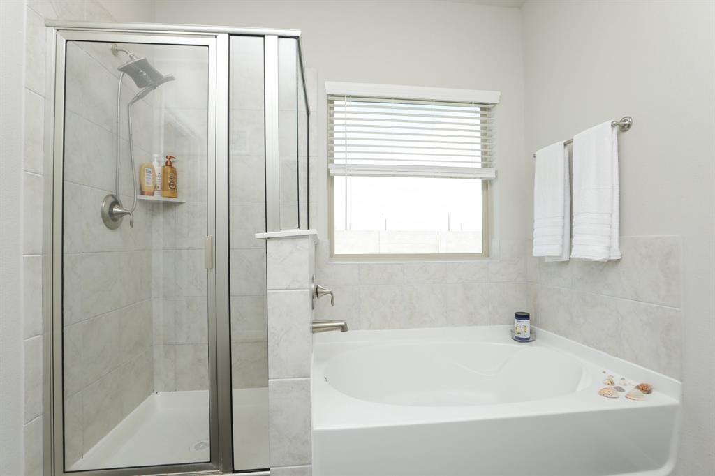 2401 Sequoia Grove Drive, Rosharon, Texas image 24