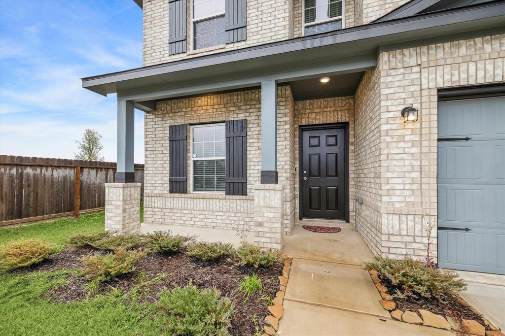 9618 Benbrook Drive, Conroe, Texas image 2