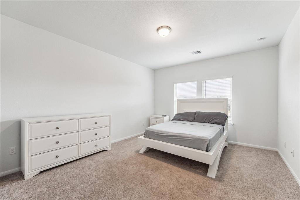 9618 Benbrook Drive, Conroe, Texas image 12