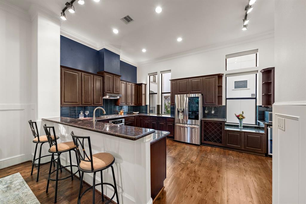 1721 Ashland Street, Houston, Texas image 14
