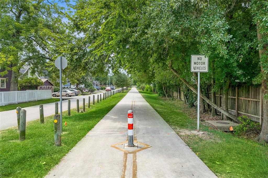 1721 Ashland Street, Houston, Texas image 34