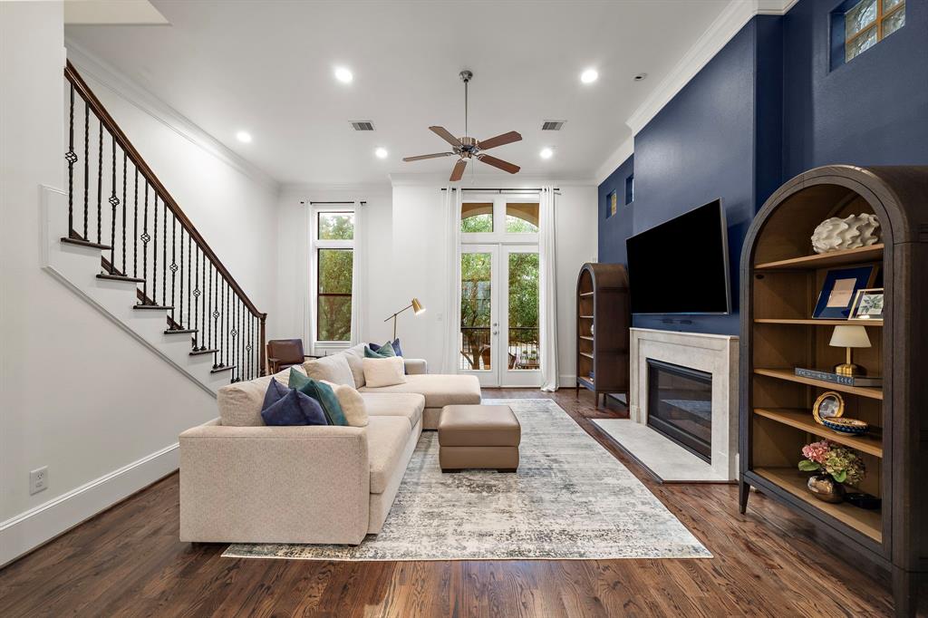 1721 Ashland Street, Houston, Texas image 2
