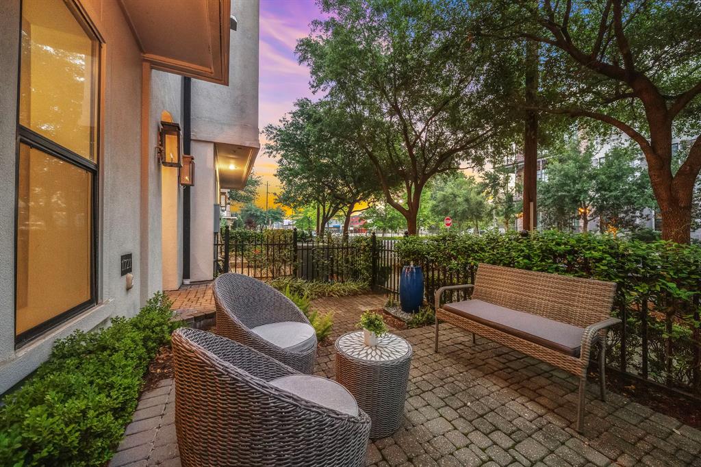 1721 Ashland Street, Houston, Texas image 25