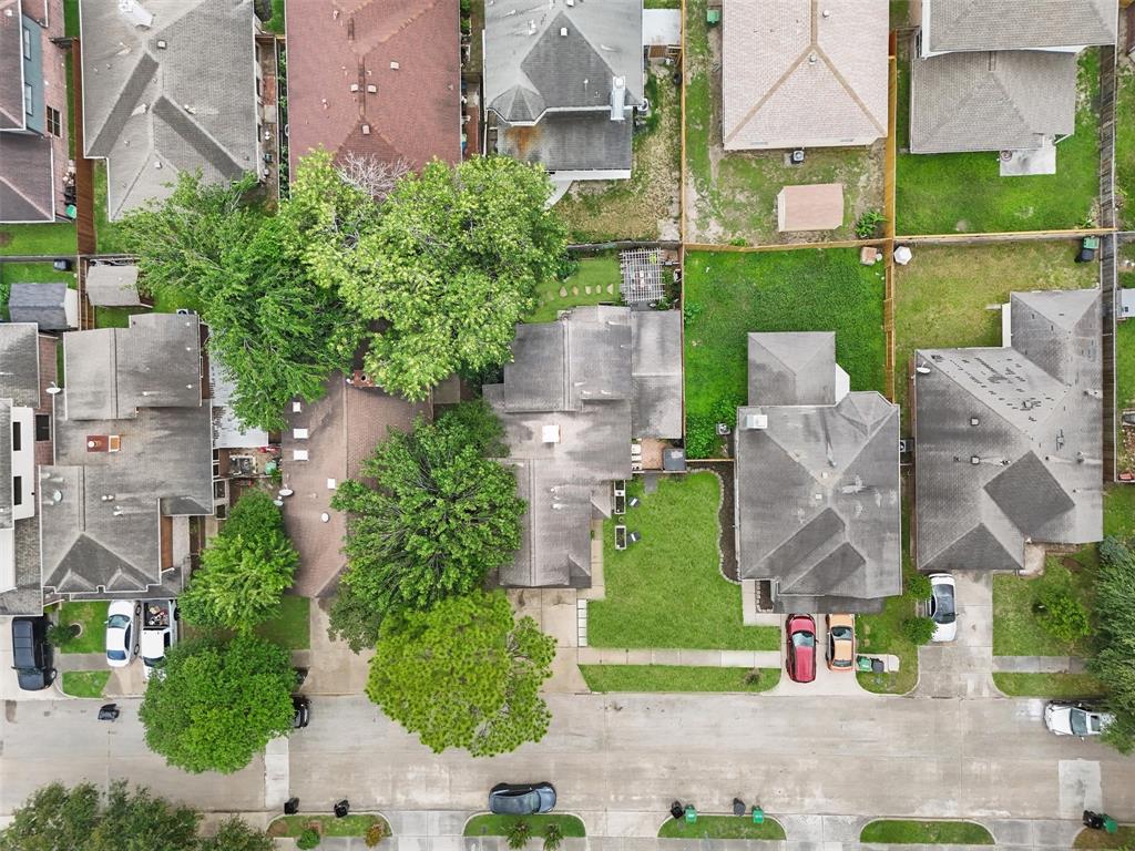 8515 Cold Lake Drive, Houston, Texas image 29