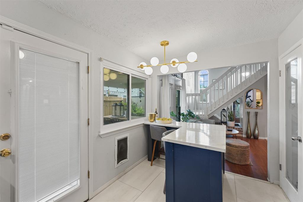 8515 Cold Lake Drive, Houston, Texas image 11