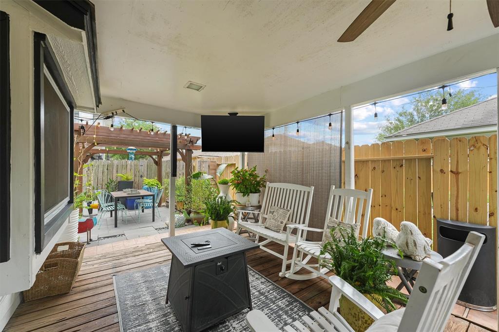 8515 Cold Lake Drive, Houston, Texas image 22