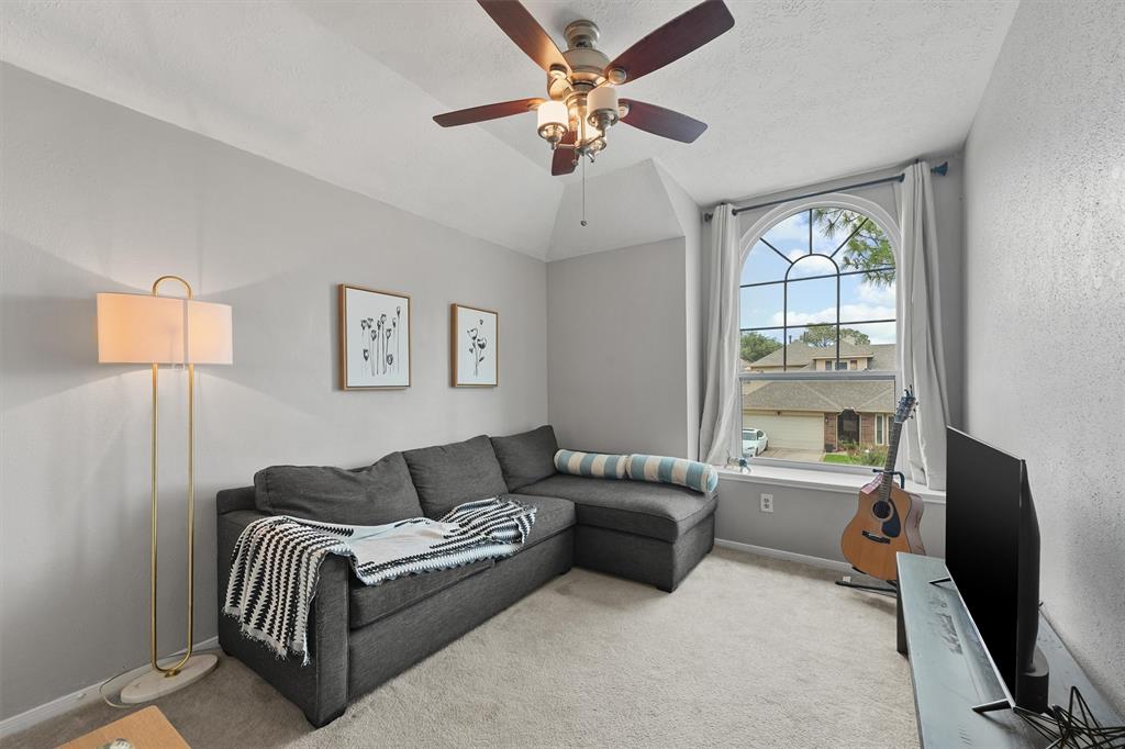 8515 Cold Lake Drive, Houston, Texas image 14