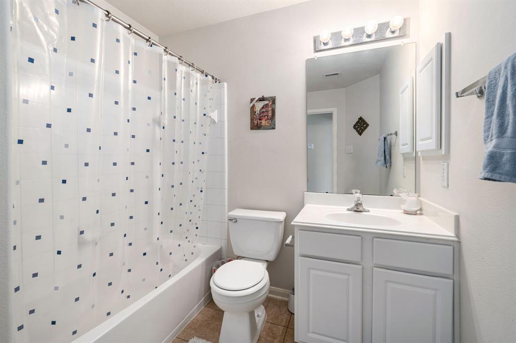 3221 Gable Park Lane, Pearland, Texas image 23