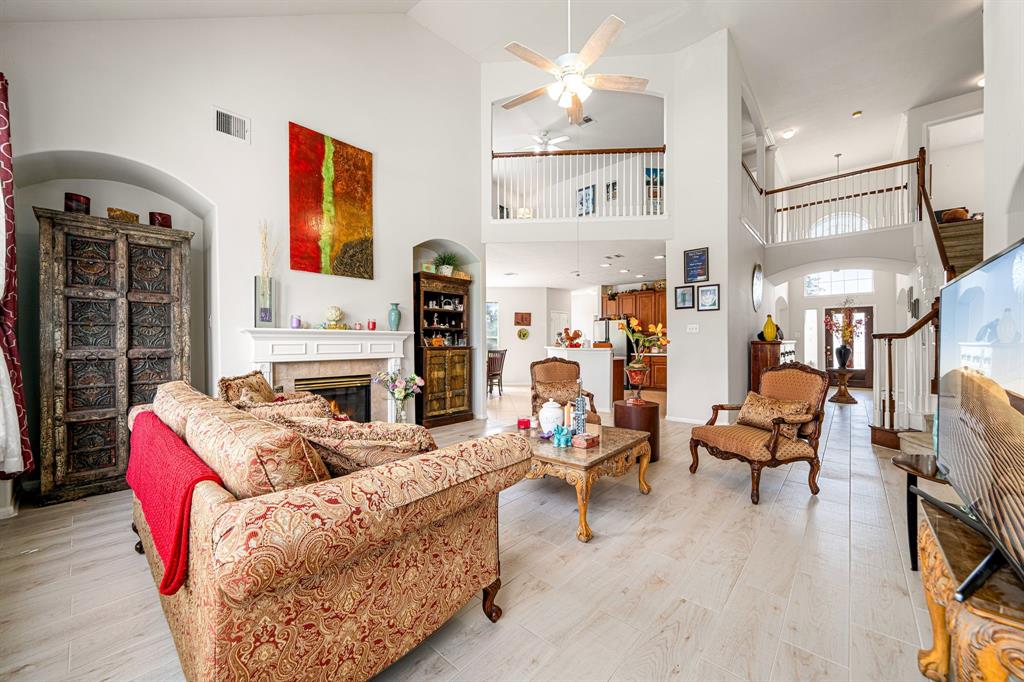 3221 Gable Park Lane, Pearland, Texas image 7