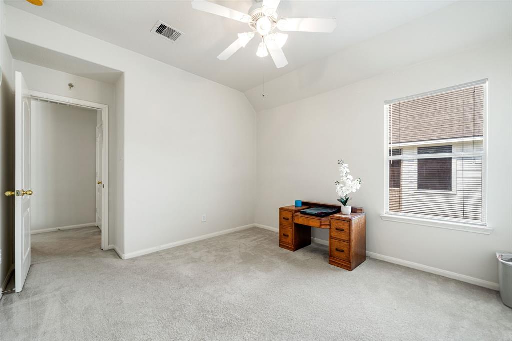 3221 Gable Park Lane, Pearland, Texas image 24