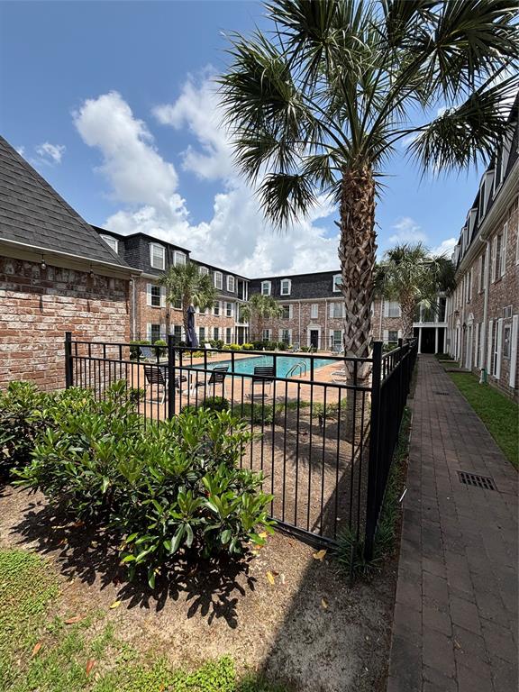 357 N Post Oak Lane #206, Houston, Texas image 24