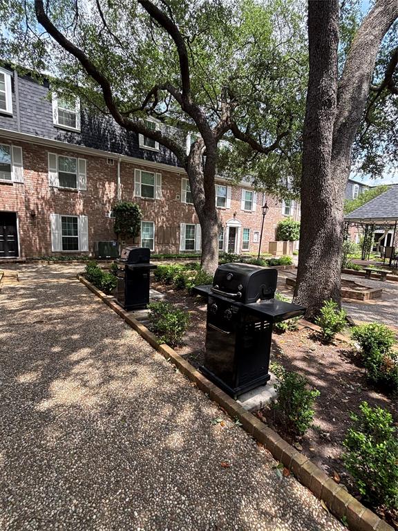 357 N Post Oak Lane #206, Houston, Texas image 41