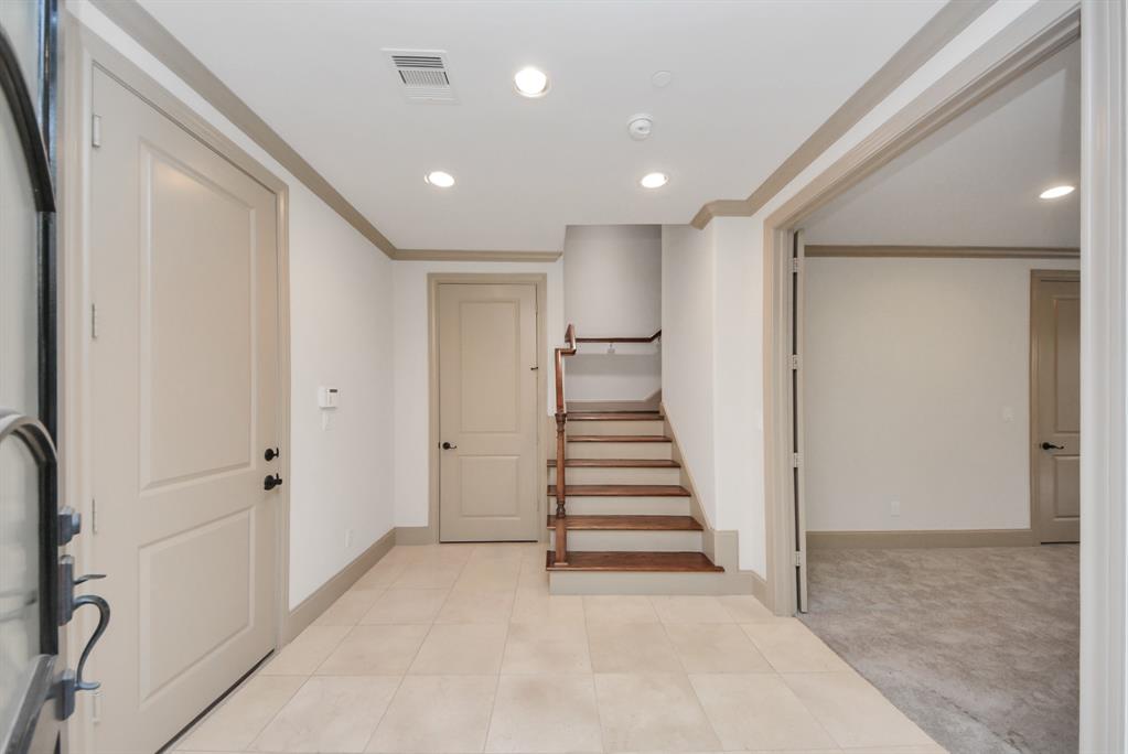 314 W Clay Street, Houston, Texas image 8